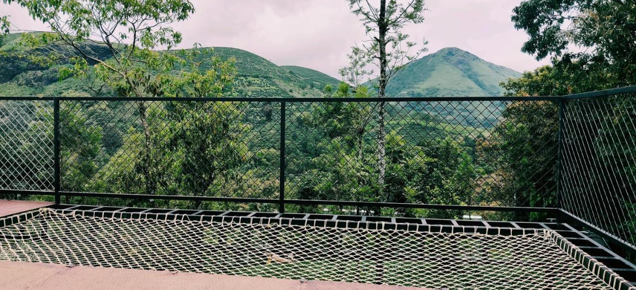Holiday Vagamon Luaran gambar