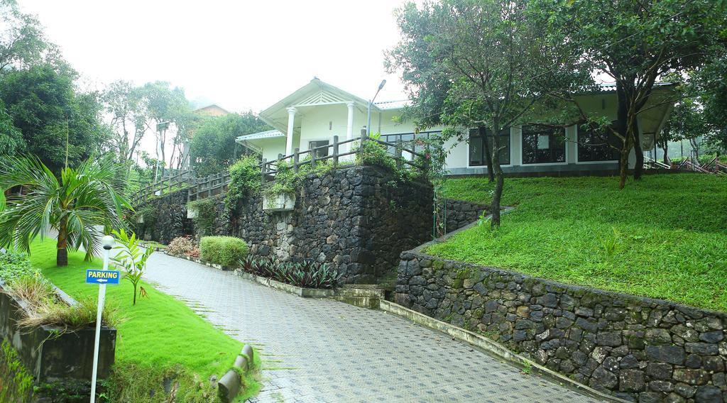Holiday Vagamon Luaran gambar